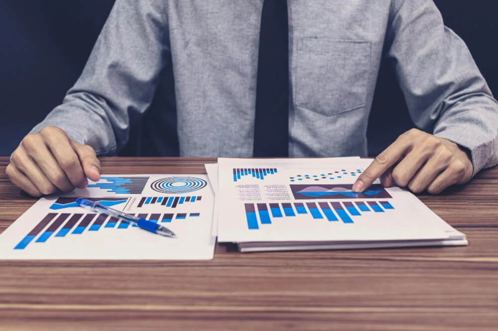 הנהלת חשבונות עצמית - האם זה כדאי?